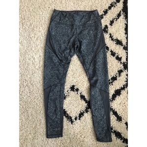 Zella Mid Rise Ankle Leggings